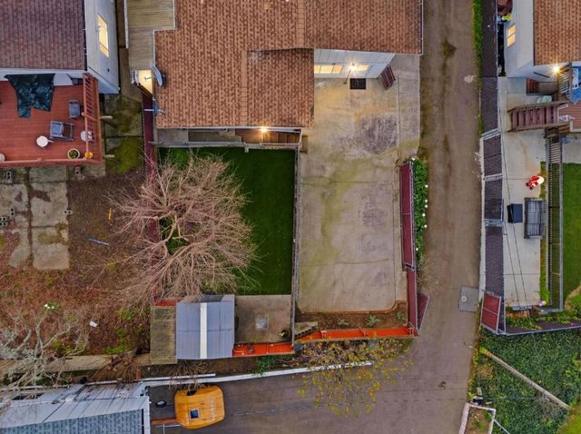 1516 Valdez Way, Pacifica, CA 94044