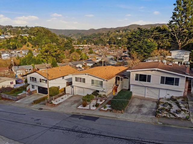 1516 Valdez Way, Pacifica, CA 94044