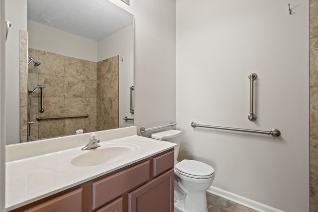 1100 KENNESAW RDG 102, Columbia, MO 65202