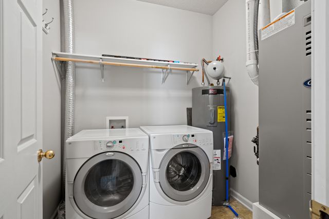 1100 KENNESAW RDG 102, Columbia, MO 65202