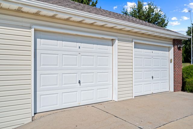 1100 KENNESAW RDG 102, Columbia, MO 65202