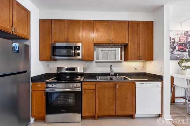 888 7th Street 330, San Francisco, CA 94107