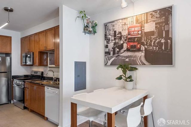 888 7th Street 330, San Francisco, CA 94107