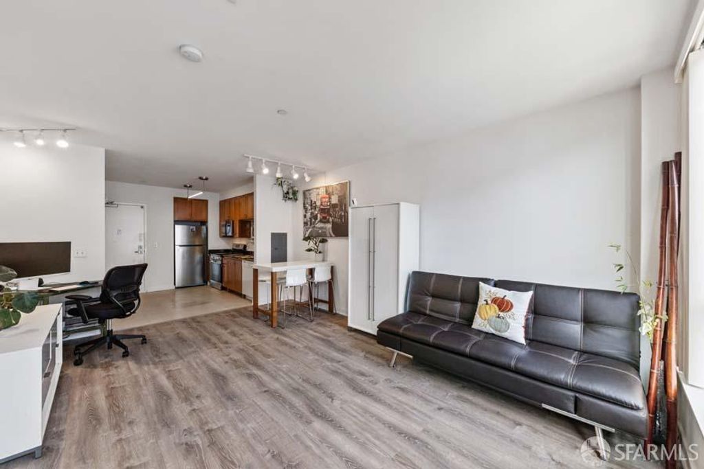 888 7th Street 330, San Francisco, CA 94107