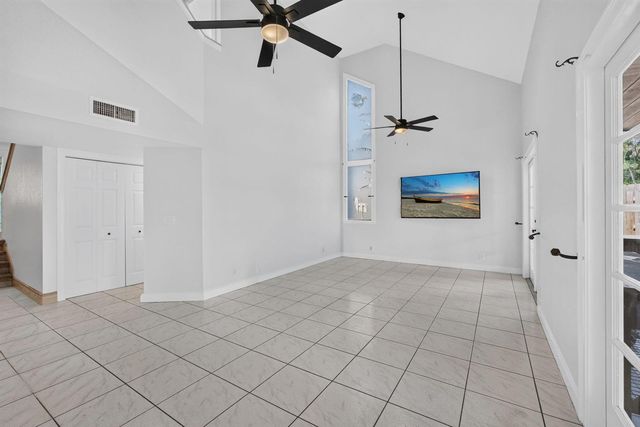 18371 Flagship Circle, Jupiter, FL 33458