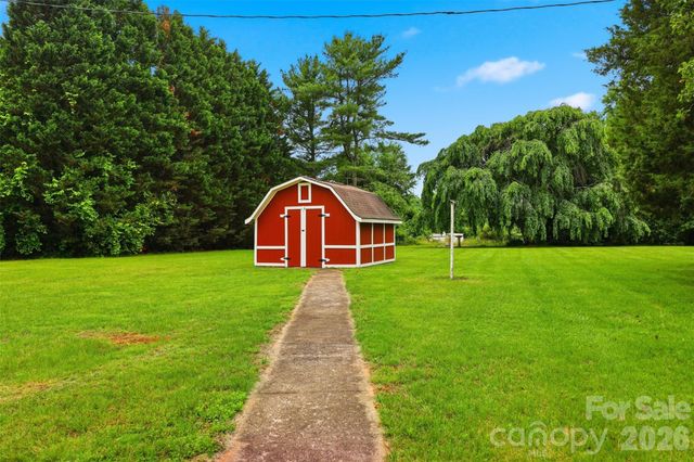 3631 Taylorsville Highway, Statesville, NC 28625