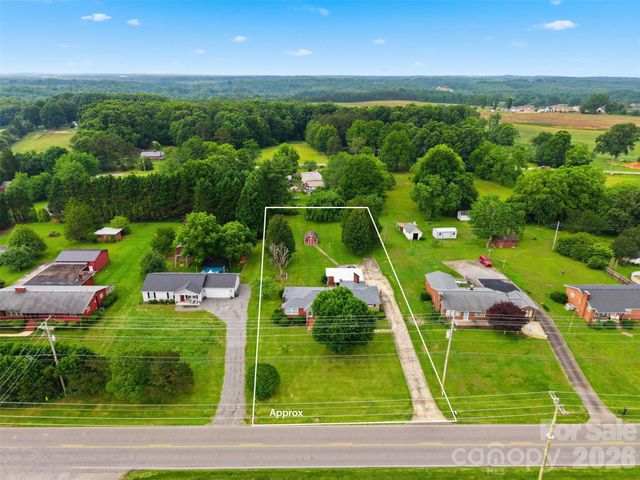 3631 Taylorsville Highway, Statesville, NC 28625