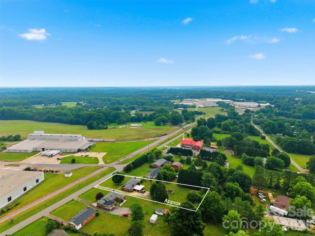 3631 Taylorsville Highway, Statesville, NC 28625