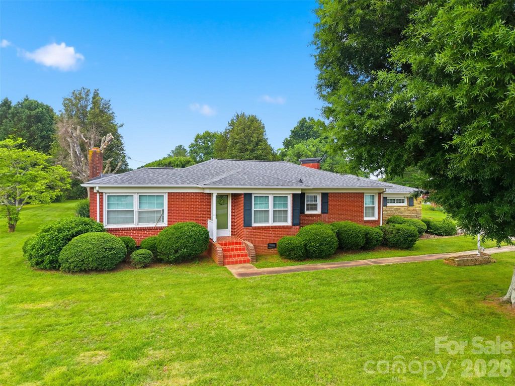 3631 Taylorsville Highway, Statesville, NC 28625