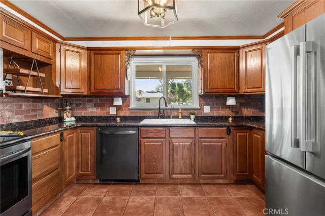 5545 Tower, Riverside, CA 92506