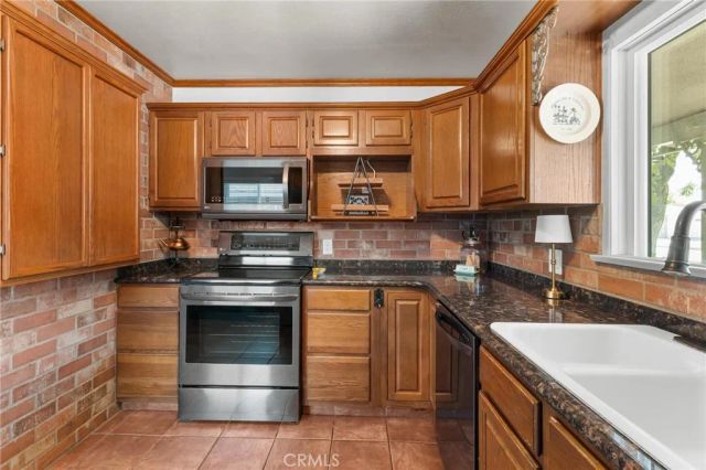 5545 Tower, Riverside, CA 92506
