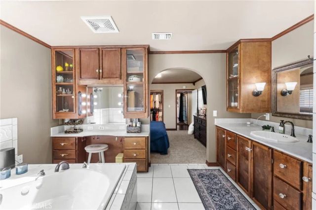 5545 Tower, Riverside, CA 92506