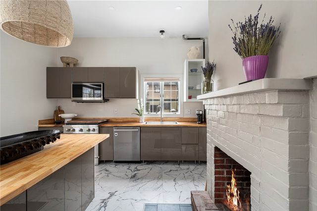 214 Bowen Street, Providence, RI 02906