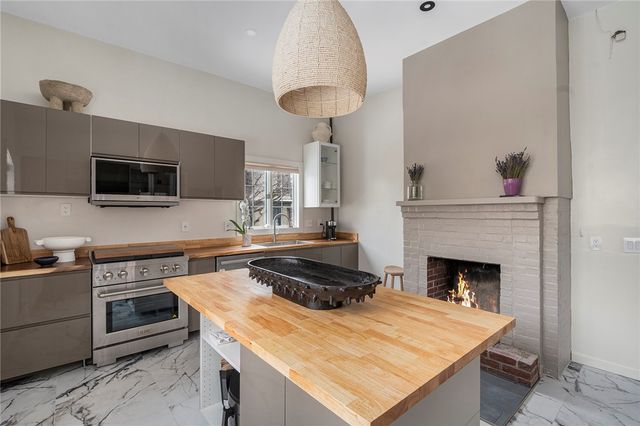 214 Bowen Street, Providence, RI 02906