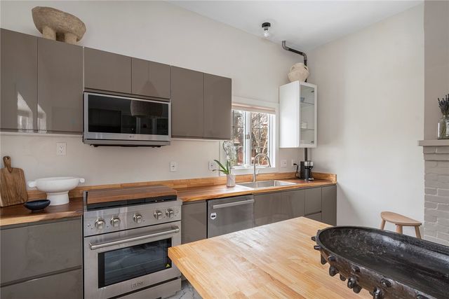 214 Bowen Street, Providence, RI 02906