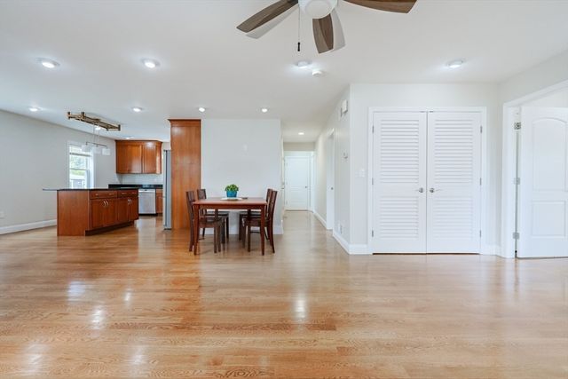32 Veranda Ave, Swansea, MA 02777