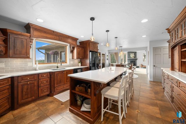 809 W 3rd St Street, Dell Rapids, SD 57022