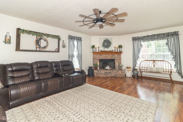 1518 Pippin Drive, Greenfield, IN 46140