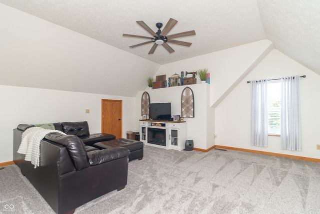 1518 Pippin Drive, Greenfield, IN 46140