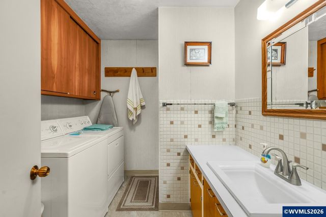 4820 Jones Rd SE, Salem, OR 97302
