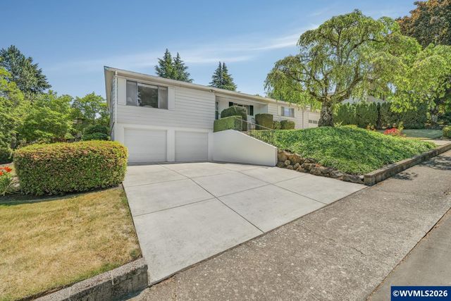 4820 Jones Rd SE, Salem, OR 97302