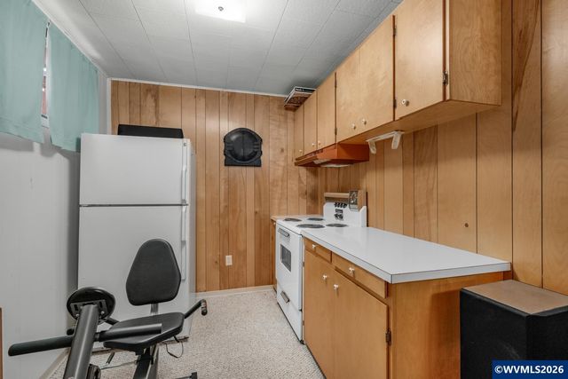 4820 Jones Rd SE, Salem, OR 97302