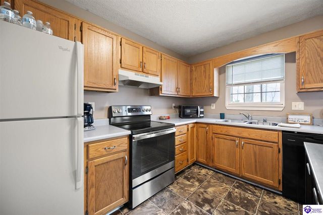 108 Randall Casteel Court, Elizabethtown, KY 42701