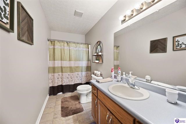 108 Randall Casteel Court, Elizabethtown, KY 42701