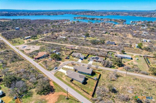 1516 Stonecrest Drive, Marble Falls, TX 78654