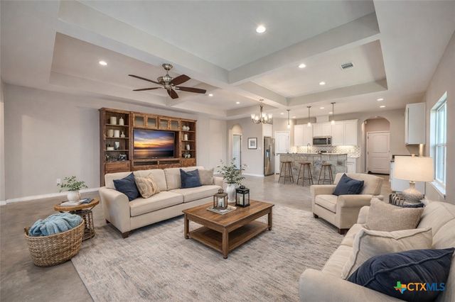 1516 Stonecrest Drive, Marble Falls, TX 78654