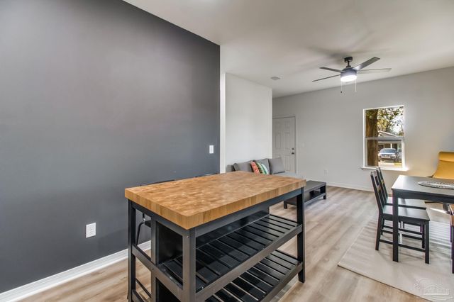 1000 W Yonge St, Pensacola, FL 32501