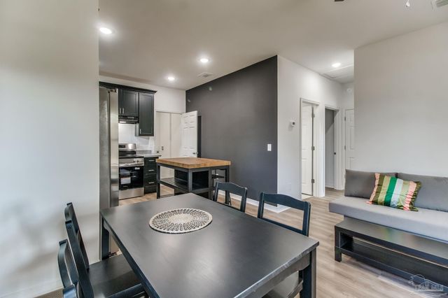 1000 W Yonge St, Pensacola, FL 32501