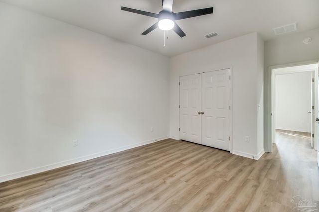 1000 W Yonge St, Pensacola, FL 32501