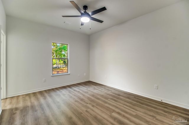 1000 W Yonge St, Pensacola, FL 32501