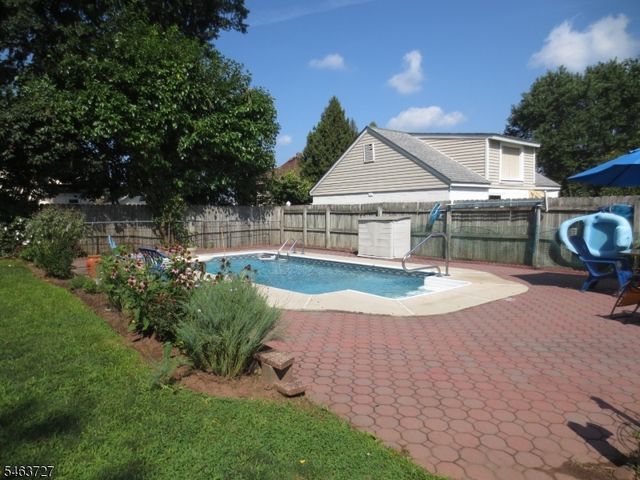 258 Whittier Ave, Dunellen Boro, NJ 08812
