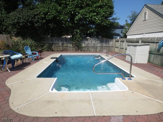 258 Whittier Ave, Dunellen Boro, NJ 08812