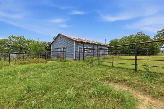 820 Goshen Road, Springtown, TX 76082
