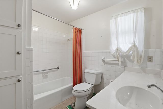 820 Goshen Road, Springtown, TX 76082