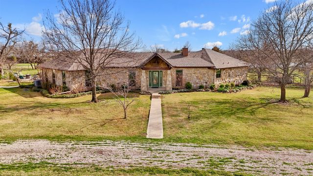 9711 Jim Christal Road, Krum, TX 76249
