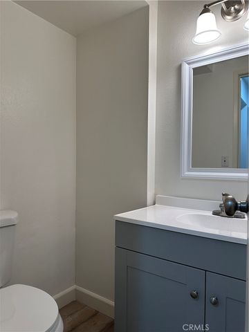 1955 W Greenleaf Avenue E, Anaheim, CA 92801