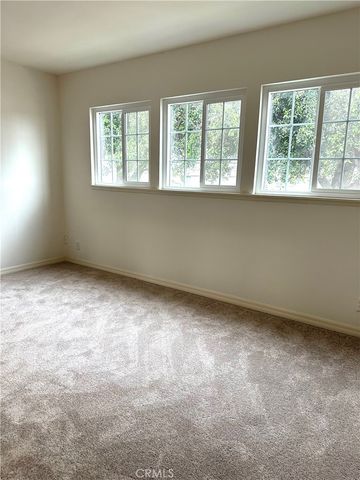 1955 W Greenleaf Avenue E, Anaheim, CA 92801