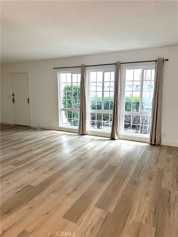 1955 W Greenleaf Avenue E, Anaheim, CA 92801