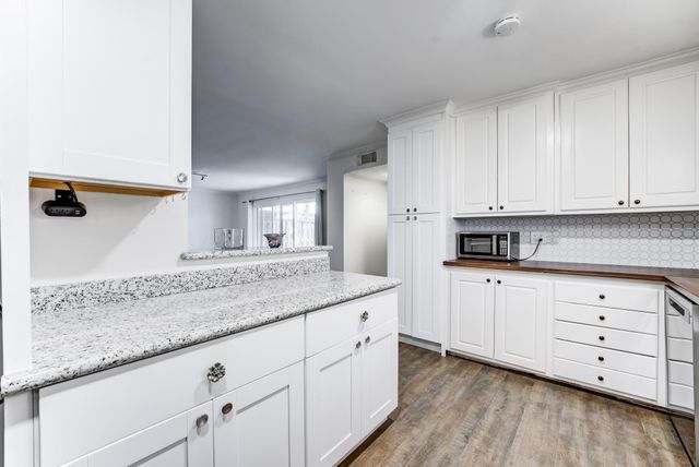 6338 Crab Orchard Road, Houston, TX 77057