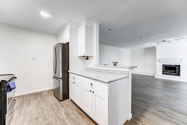 6338 Crab Orchard Road, Houston, TX 77057