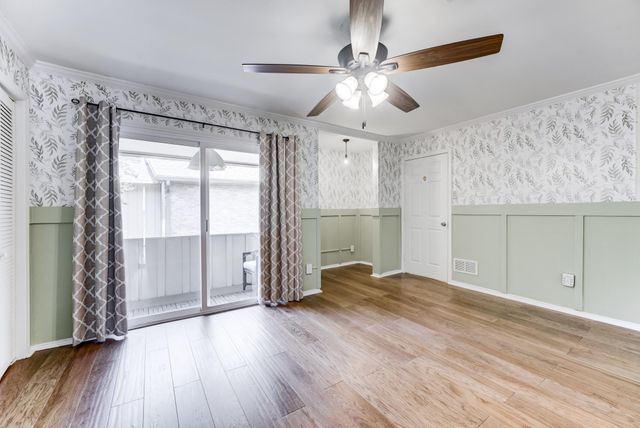 6338 Crab Orchard Road, Houston, TX 77057