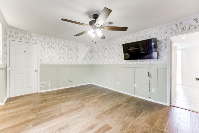 6338 Crab Orchard Road, Houston, TX 77057