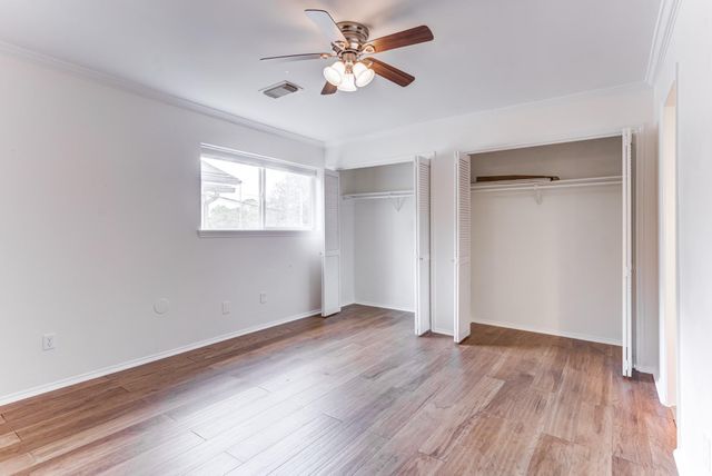 6338 Crab Orchard Road, Houston, TX 77057