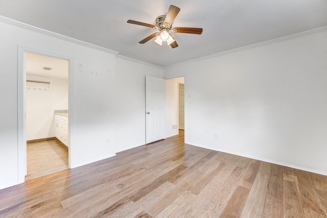 6338 Crab Orchard Road, Houston, TX 77057