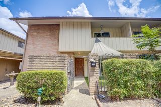 6338 Crab Orchard Road, Houston, TX 77057