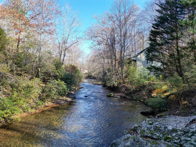 2175 E Old Hwy 64, Hayesville, NC 28904